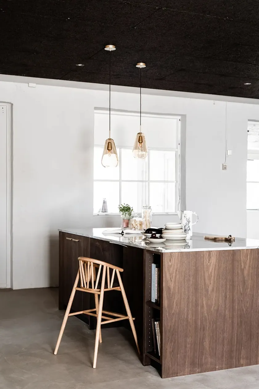 Børn Oaklings Gaver|Gaver Til Børn<Saga Højstol, sortlakeret eg fra