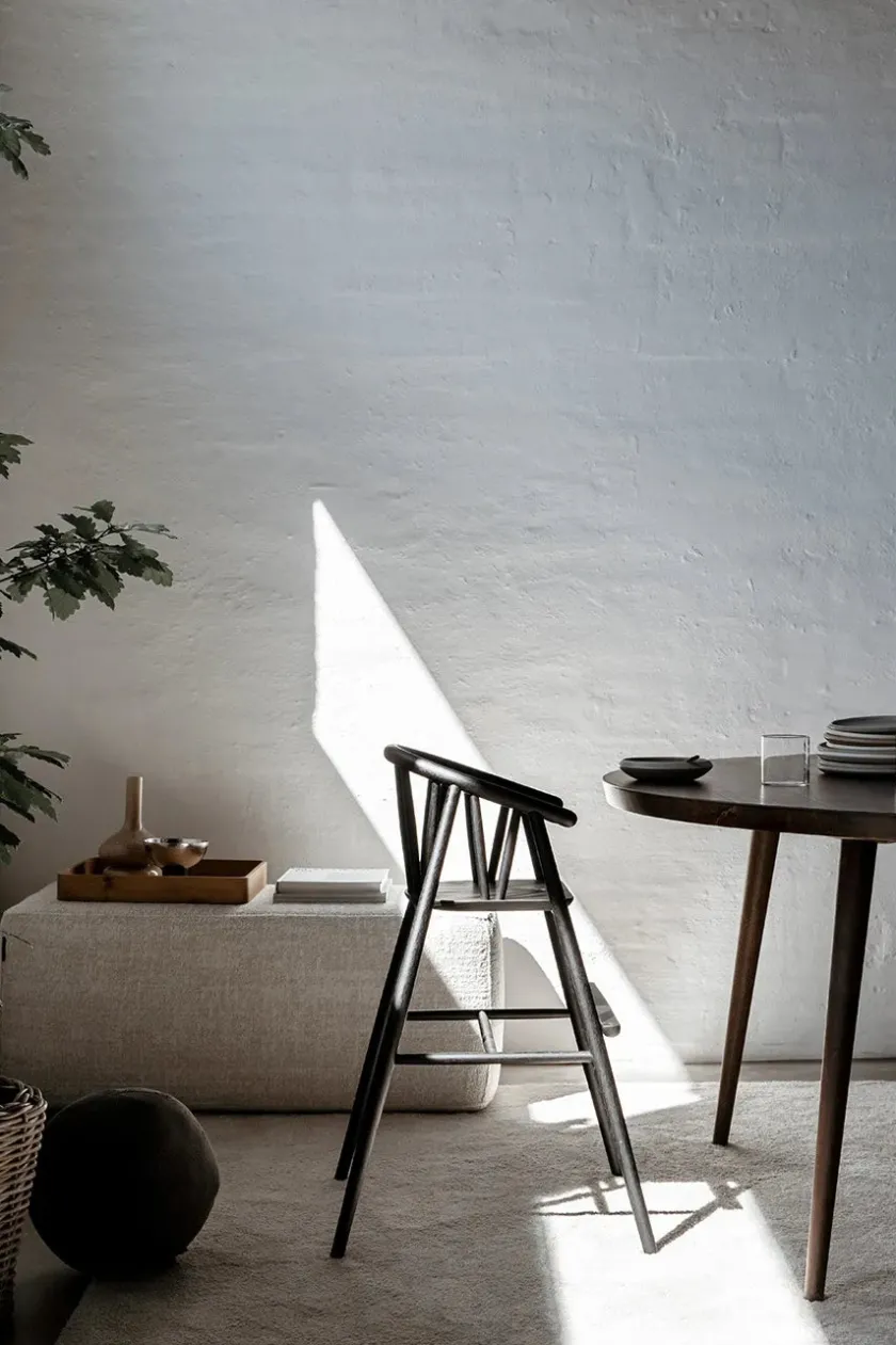 Børn Oaklings Gaver|Gaver Til Børn<Saga Højstol, sortlakeret eg fra