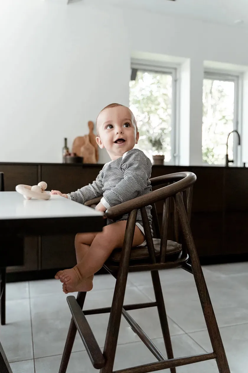 Børn Oaklings Gaver|Gaver Til Børn<Saga Højstol, sortlakeret eg fra