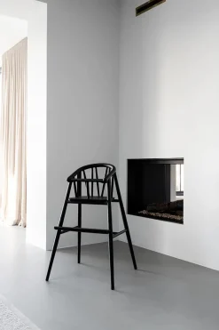 Børn Oaklings Gaver|Gaver Til Børn<Saga Højstol, sortlakeret eg fra