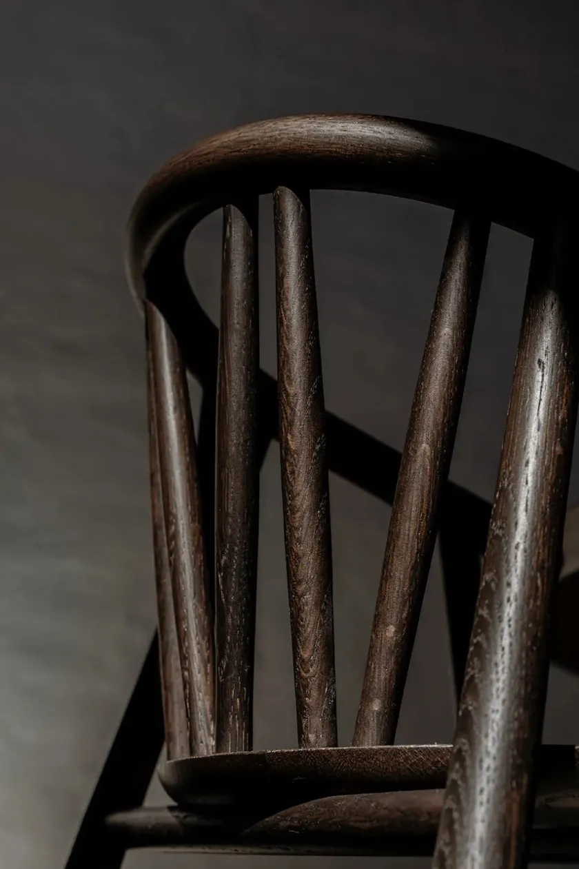 Børn Oaklings Gaver|Gaver Til Børn<Saga Højstol, sortlakeret eg fra