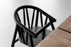 Børn Oaklings Gaver|Gaver Til Børn<Saga Højstol, sortlakeret eg fra