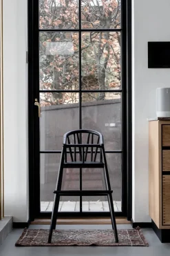 Børn Oaklings Gaver|Gaver Til Børn<Saga Højstol, sortlakeret eg fra