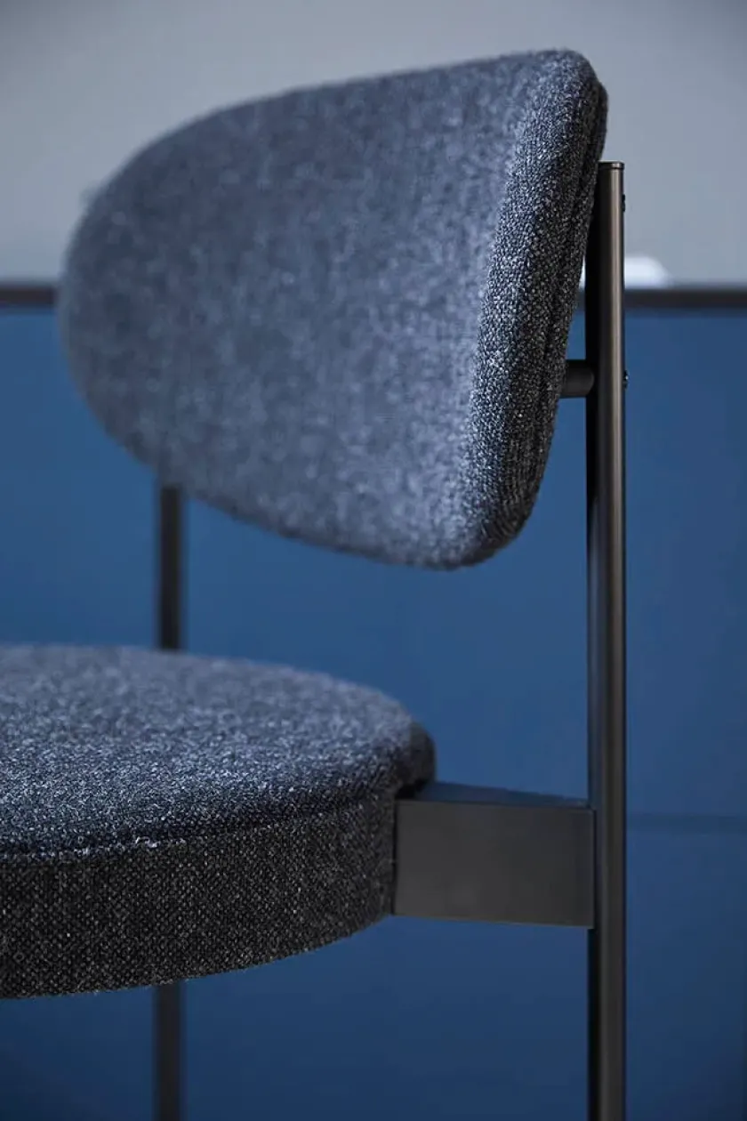 Verpan Barstole<Serie 430 barstol, sort af Verner Panton