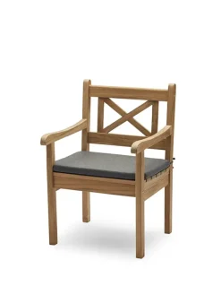 Fritz Hansen Havehynder<Skagerak Hynde til Skagen Stol fra