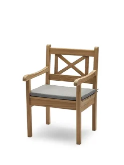 Fritz Hansen Havehynder<Skagerak Hynde til Skagen Stol fra