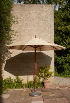 Fritz Hansen Parasoller<Skagerak Messina Parasol Ø270, Golden Yellow Stripes fra