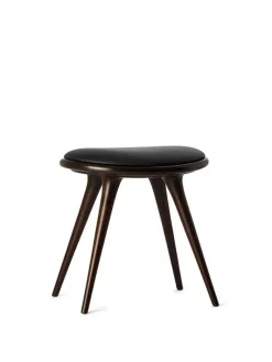 Mater Skamler<Skammel i mørkbejdset bøg fra