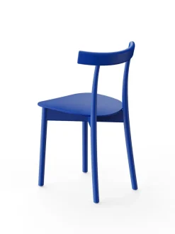 Nine Spisebordsstole<Skinny wooden chair, ash/blue fra