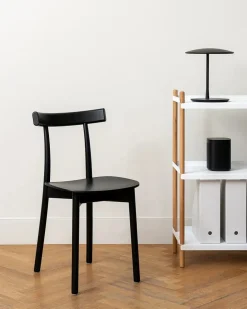 Nine Spisebordsstole<Skinny wooden chair, oak fra