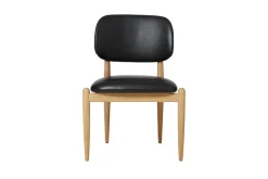 Stellar Works Lænestole<Slow side chair fra i egetræ med sort læder