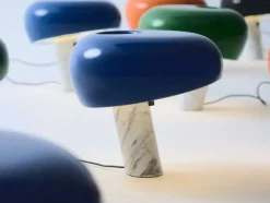 Flos Spots<Snoopy Bordlampe, orange fra