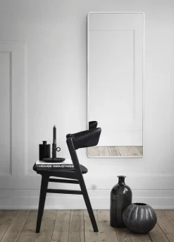 Vipp Spejle<Spejl, medium fra