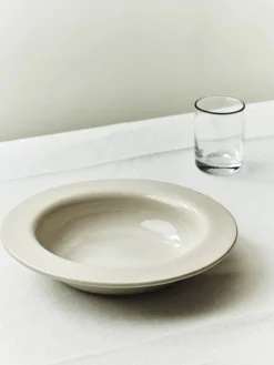 Louise Roe Service<S.R. Large Shallow Bowl fra