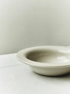 Louise Roe Service<S.R. Large Shallow Bowl fra