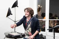 Editions Serge Mouille Gulvlamper|Spots<Standing Lamp w/3 Heads/Arms af Serge Mouille