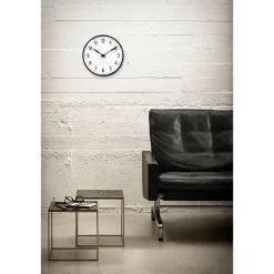 Arne Jacobsen Clocks Gaver Til Ham|Vægure<Station vægur af Arne Jacobsen (Ø: 21)
