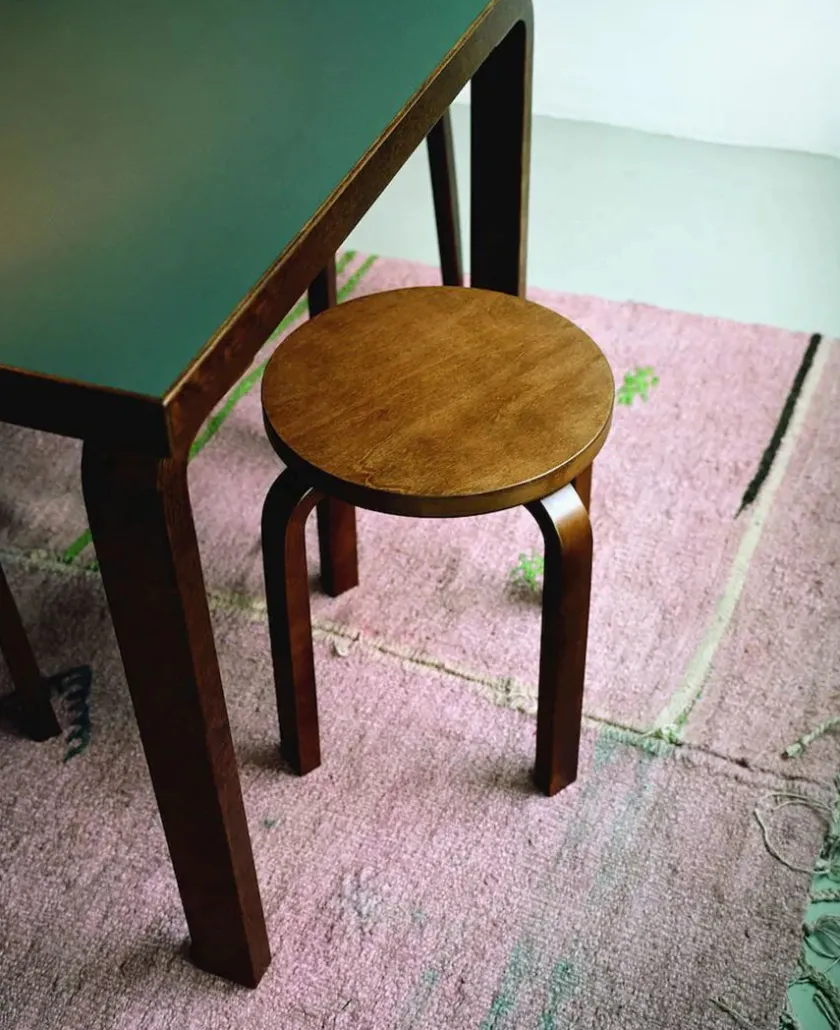 Artek Skamler<Stool E60, sortlakeret fra