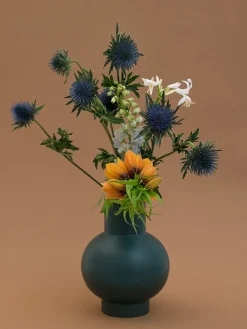 raawii Vaser<Strøm Vase, vaporous grey fra