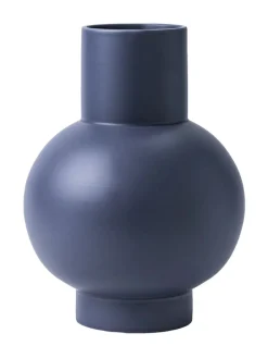 raawii Vaser<Strøm Vase, vaporous grey fra