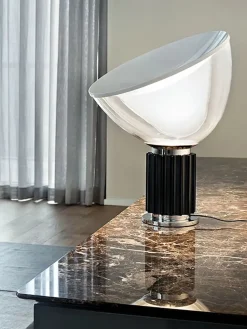 Flos Spots<Taccia Bordlampe fra