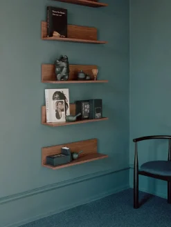 New Works Hylder<Tana Wall Shelf, black stained oak fra