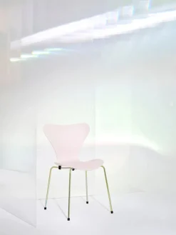 Fritz Hansen Spisebordsstole<70th Anniversary Edition 3107 Spisebordsstol, 7:14 AM Violet af Arne Jacobsen