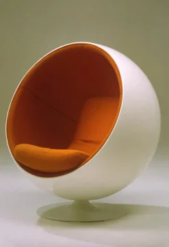 Eero Aarnio Originals Lænestole<The Ball Chair af Eero Aarnio