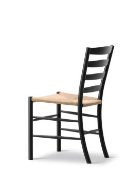 Fredericia Furniture Spisebordsstole<The Klint Chair, sortlakeret eg fra