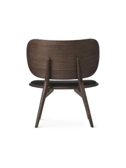 Mater Loungestole|Lænestole<The Lounge Chair, mat lakeret eg med naturfarvet læder fra