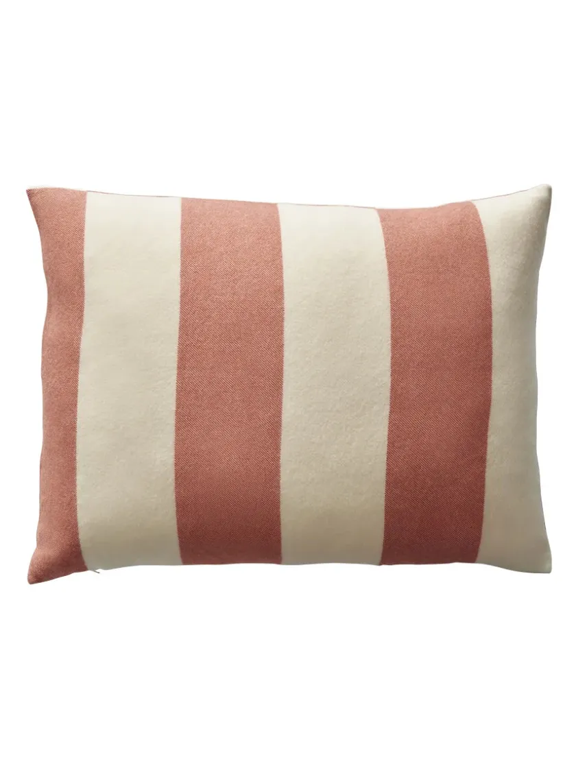 Silkeborg Uldspinderi Puder Og Plaider|Puder<The Sweater Cushion, blue fra