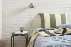 Silkeborg Uldspinderi Puder Og Plaider|Puder<The Sweater Cushion, cobalt fra