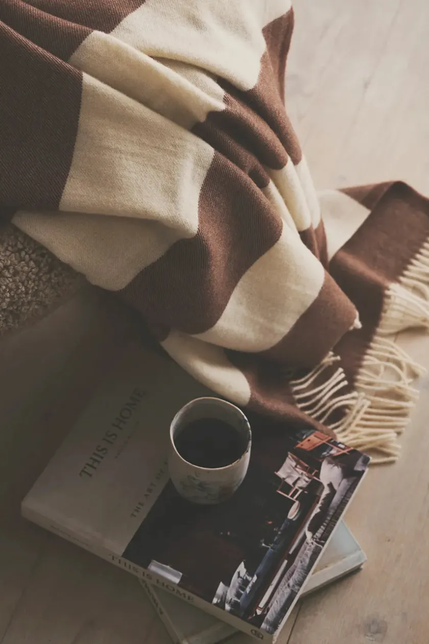 Silkeborg Uldspinderi Puder Og Plaider<The Sweater Plaid, golden yellow fra