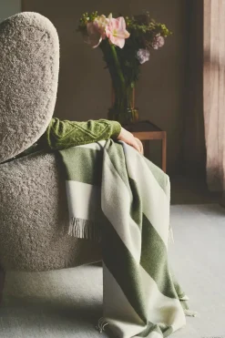 Silkeborg Uldspinderi Puder Og Plaider<The Sweater Plaid, rose fra