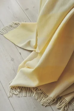 Silkeborg Uldspinderi Gaver Til Hende|Puder Og Plaider<The Sweater Plaid, yellow fra