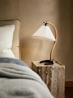 GUBI Spots<Timberline Table Lamp fra