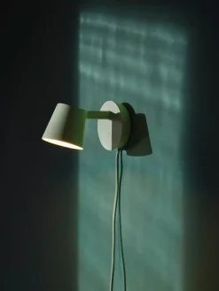 Muuto Væglamper|Spots<Tip Wall Lamp fra