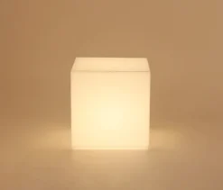 Jacobsen Plus Spots<Tonner Lampe fra