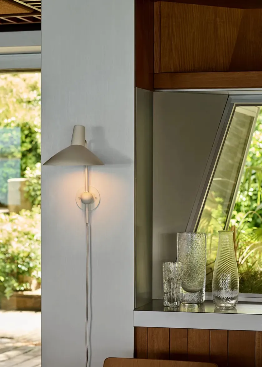 &Tradition Væglamper|Spots<Tripod HM12 Væglampe af Hvidt & Mølgaard