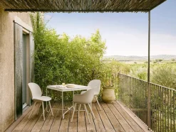 GUBI Havestole<Tropique Outdoor Spisebord fra