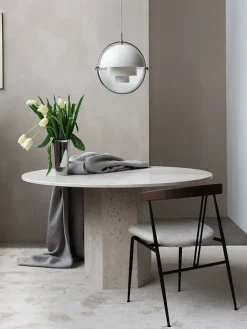 GUBI Spisebordsstole<Violin Dining Chair, american walnut fra