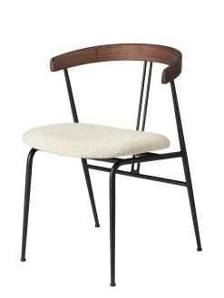 GUBI Spisebordsstole<Violin Dining Chair, american walnut fra