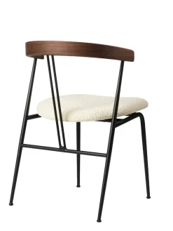 GUBI Spisebordsstole<Violin Dining Chair, american walnut fra