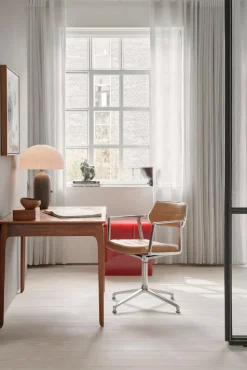 Vipp Spisebordsstole<453 Swivel Chair fra