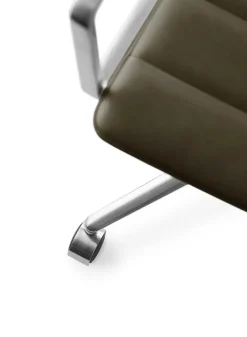 Vipp Kontorstole<452 Swivel Chair m/hjul, bosco grøn læder fra