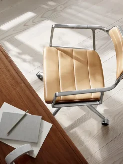Vipp Kontorstole<452 Swivel Chair m/hjul, bosco grøn læder fra