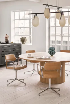 Vipp Kontorstole<453 Swivel Chair m/hjul fra