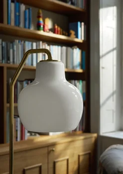 Louis Poulsen Gulvlamper|Spots<VL Ringkrone Gulvlampe fra