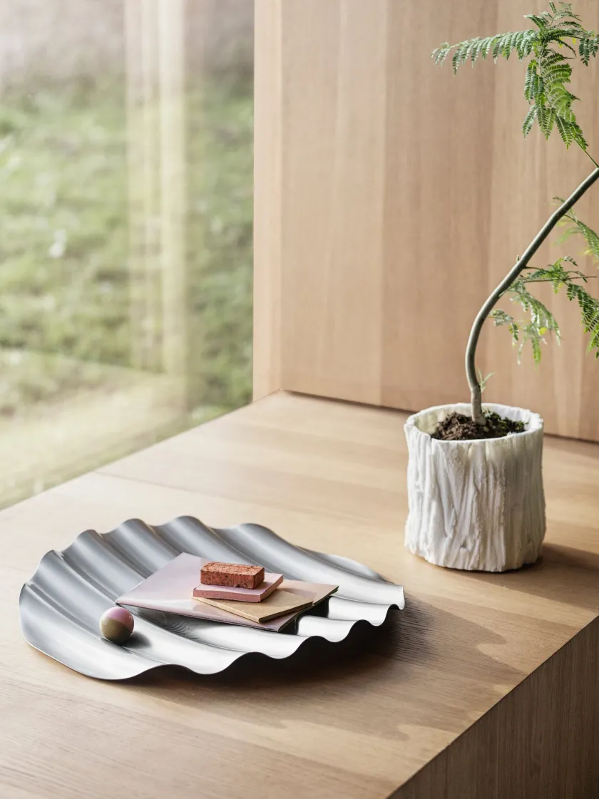 Muuto Service<Wave Tray fra
