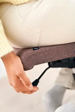 Variér Skamler<Wing Stol, Re-wool fra